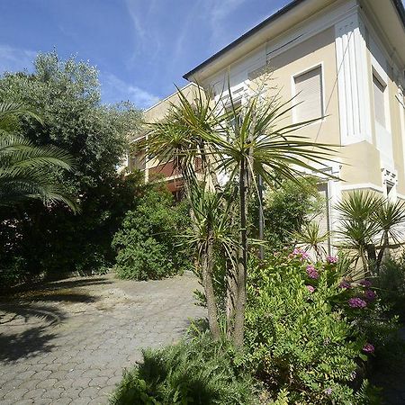 Hotel Gigliola Camaiore Buitenkant foto